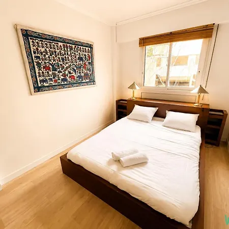 Lejlighed Elegant 44m² Flat With Balcony • Paris Neuilly-sur-Seine